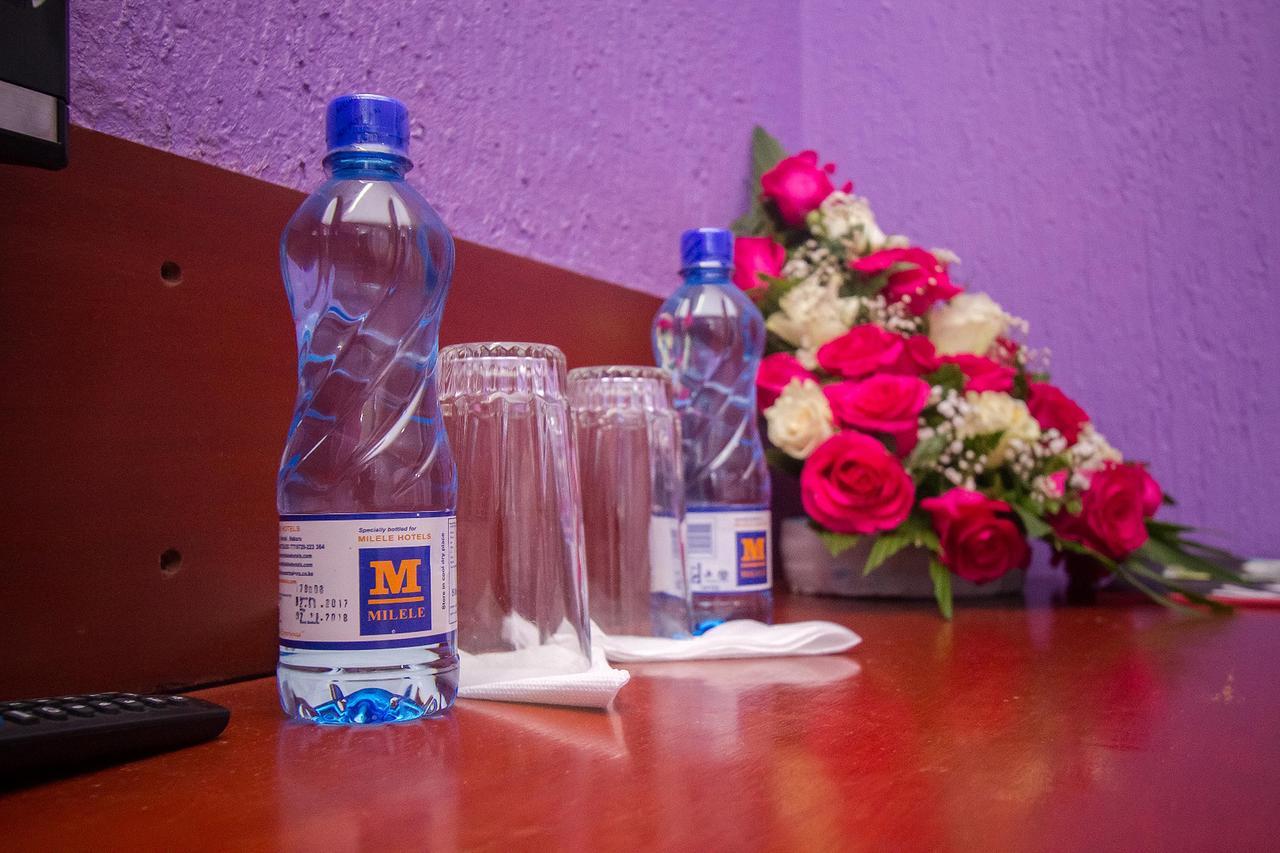 Milele Hotel Nairobi Exterior foto